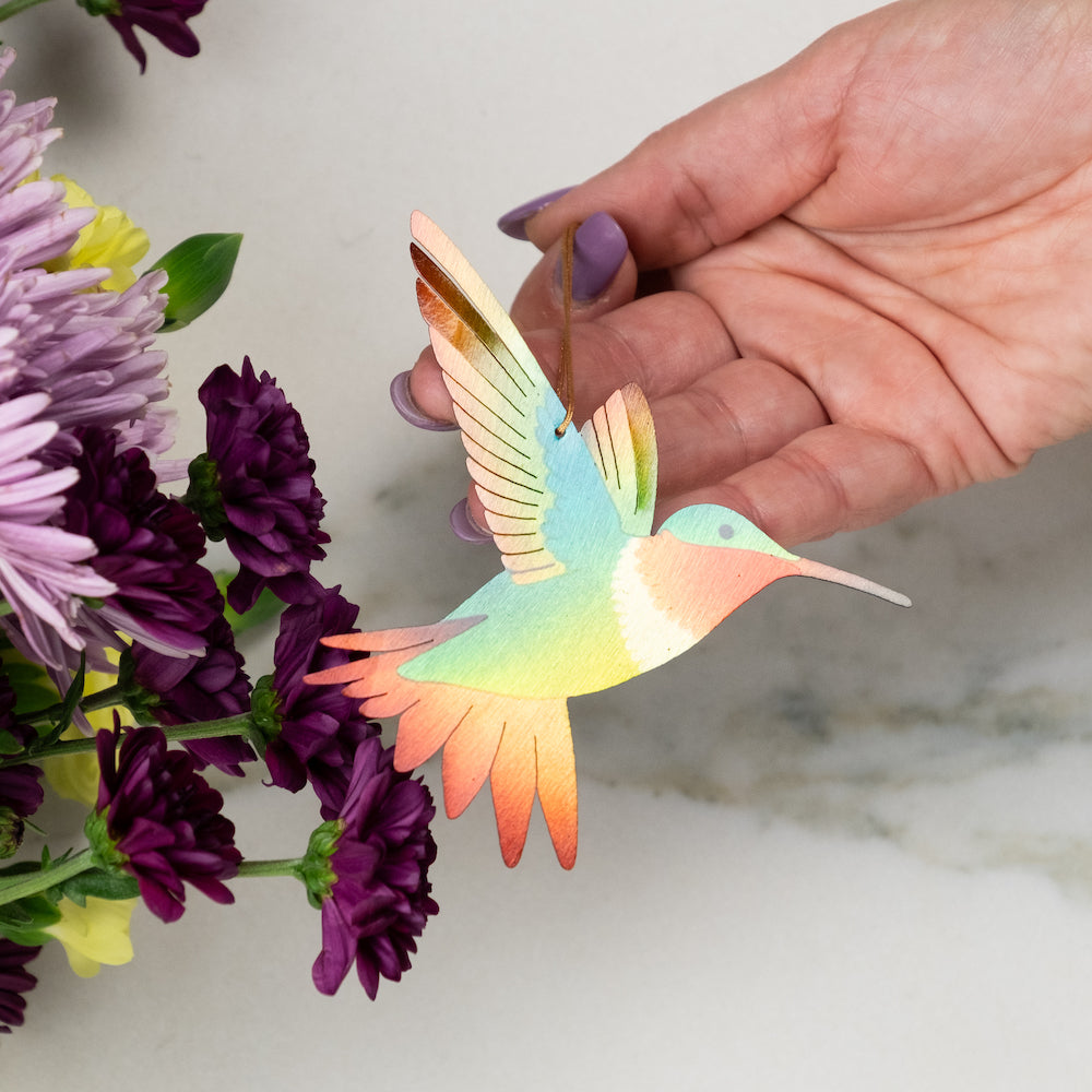 Ruby-Throated Hummingbird Ornament with Blank Notecard