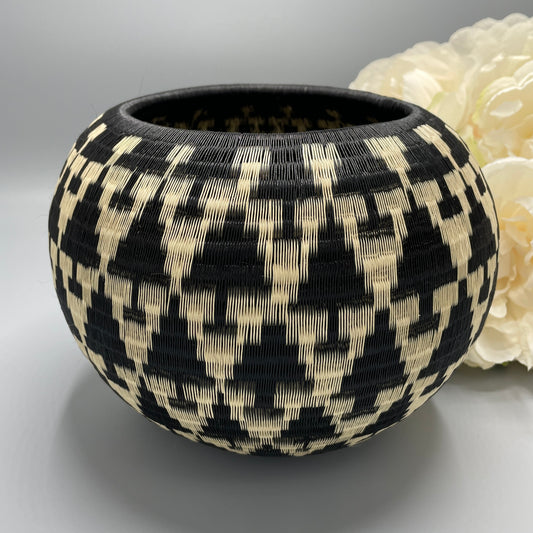 Wounaan Fine Art Vase Bowl Basket WV141