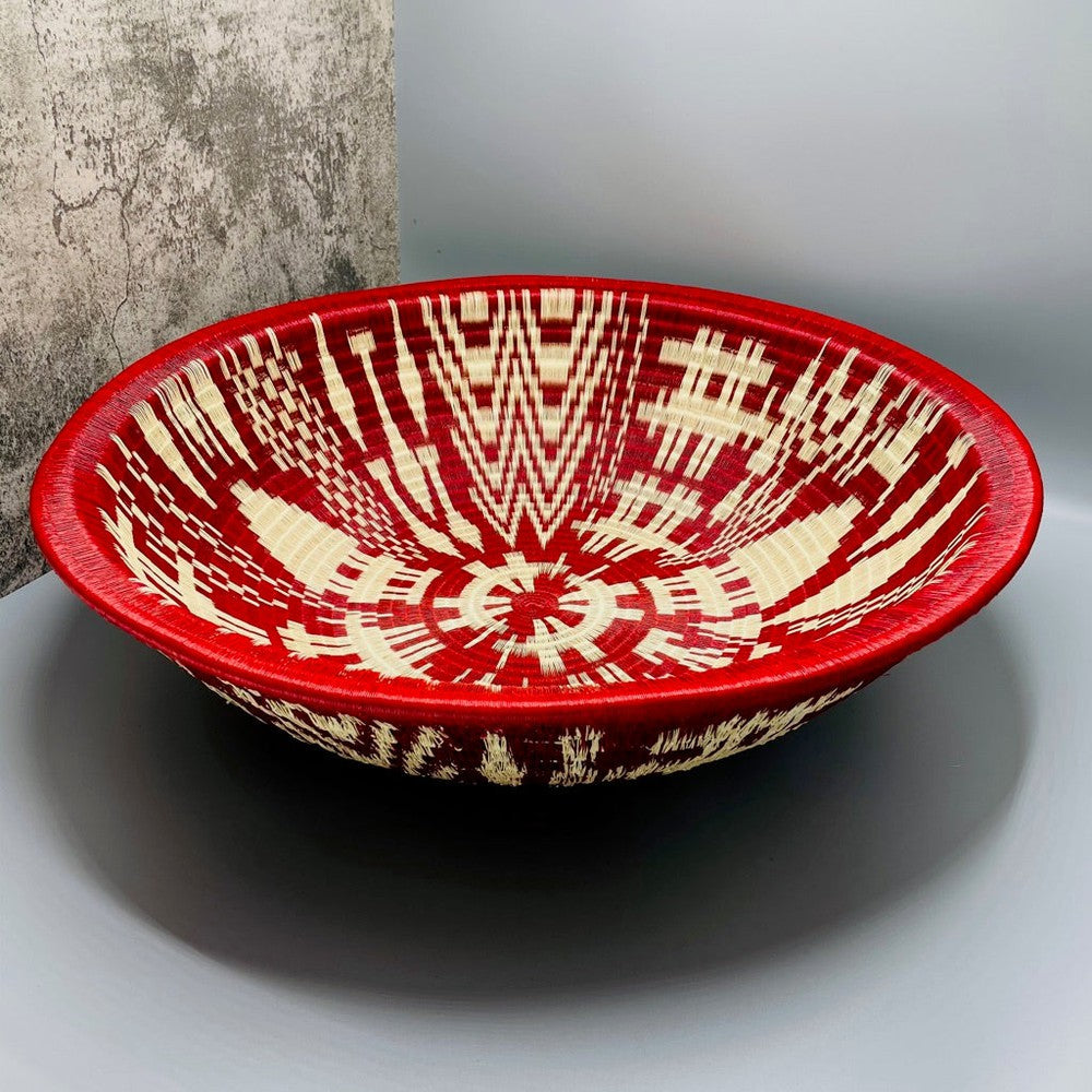 Indigenous Wounaan Art Plate bowl from Colombia. Handmade & Fair Trade. Red & White. Chunga Palm basket