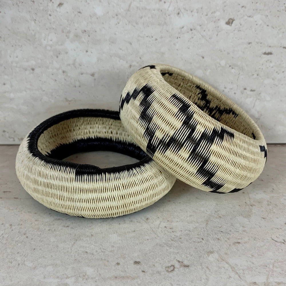 Woven chunky bangle bracelet colombia palm thread ethical sustainable casual luxury