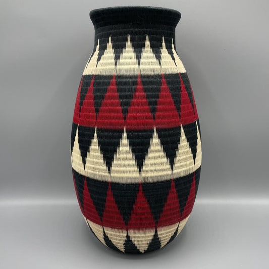 wounaan fine art vase basket.  Mountain design in black, Red, & beige. Handmade in Colombia.